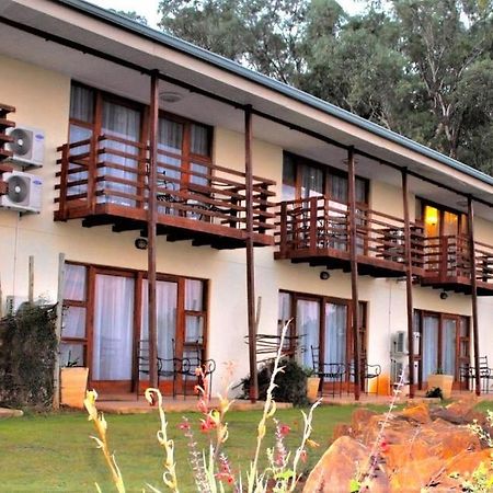 Sandford Park Country Hotel Bergville Extérieur photo