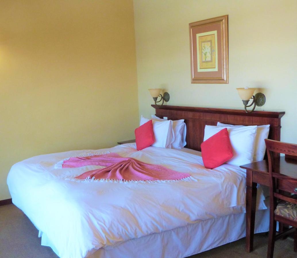 Sandford Park Country Hotel Bergville Extérieur photo