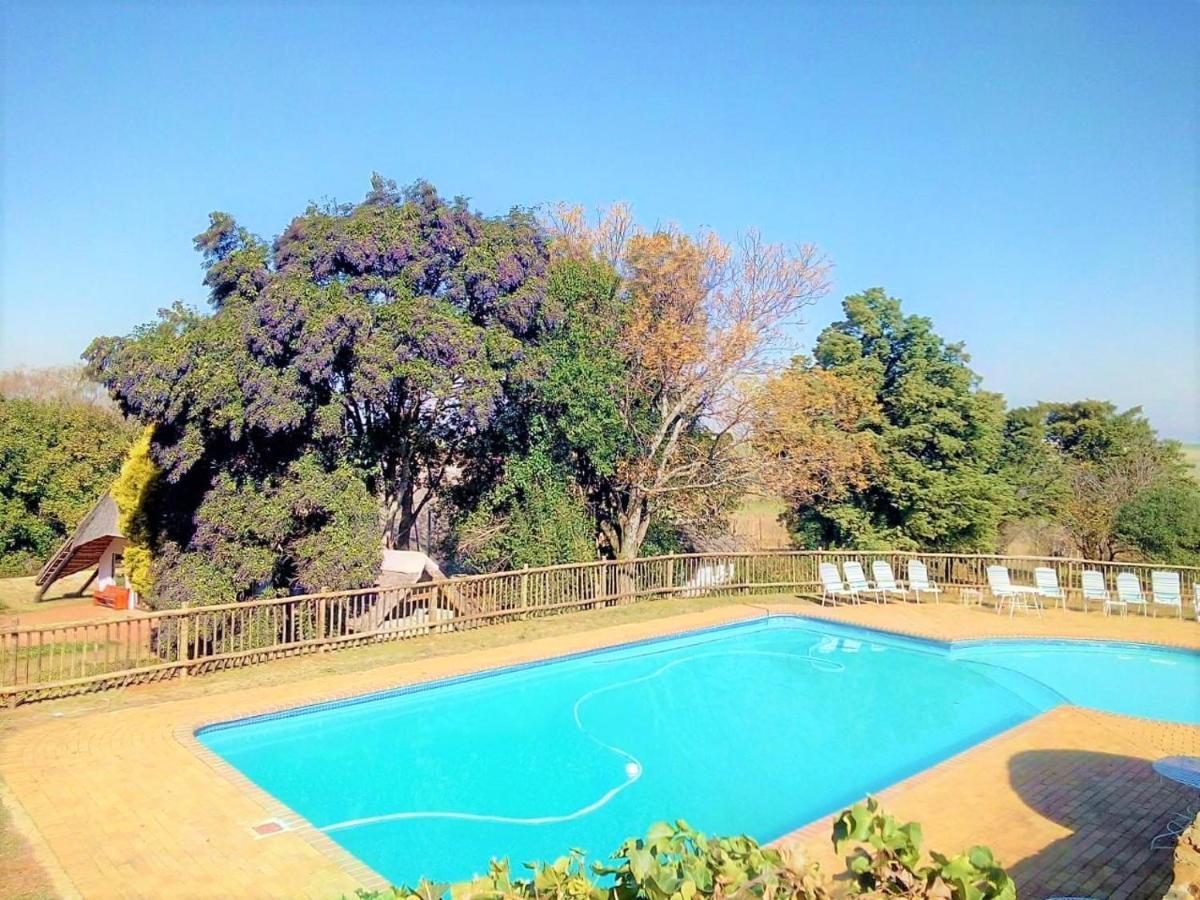 Sandford Park Country Hotel Bergville Extérieur photo